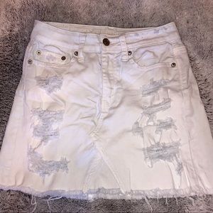 American Eagle white distressed denim skirt